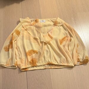 Aritzia Little Moon Pale Yellow Crop Blouse